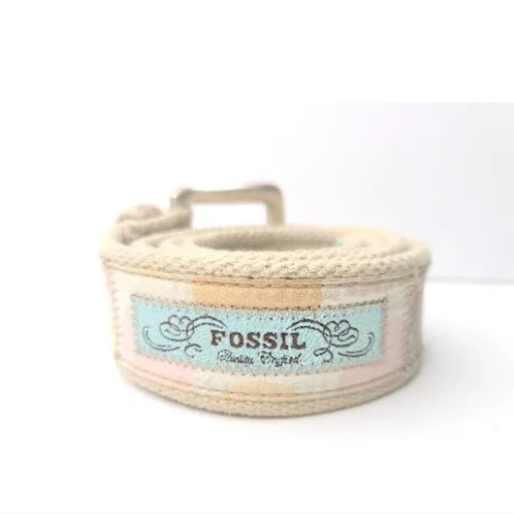 FOSSIL Vintage Y2K Beige with Cloth Embroidered Patches Size Large Silver Buckle